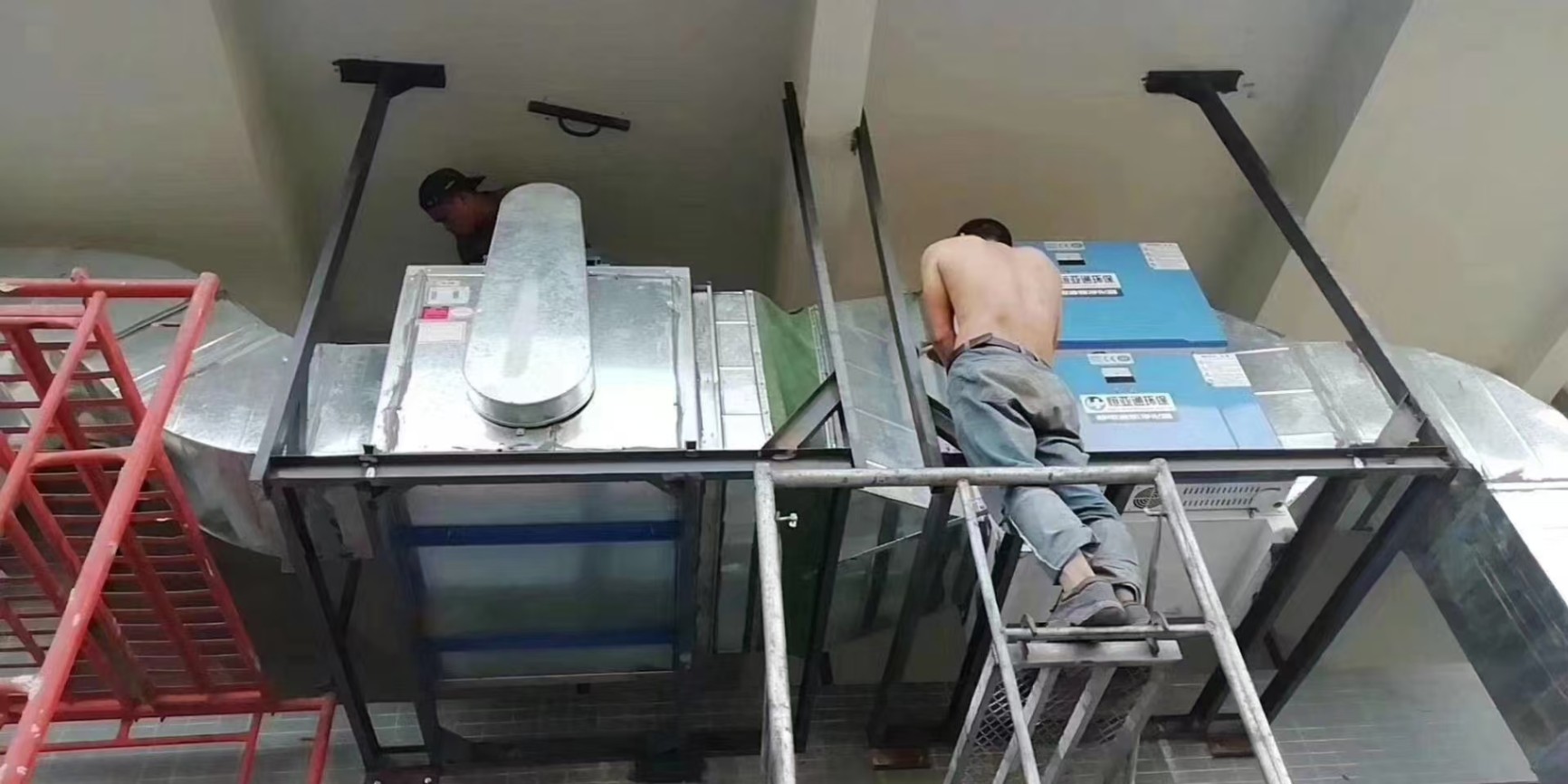 2700835206fadc2168cc48652055275