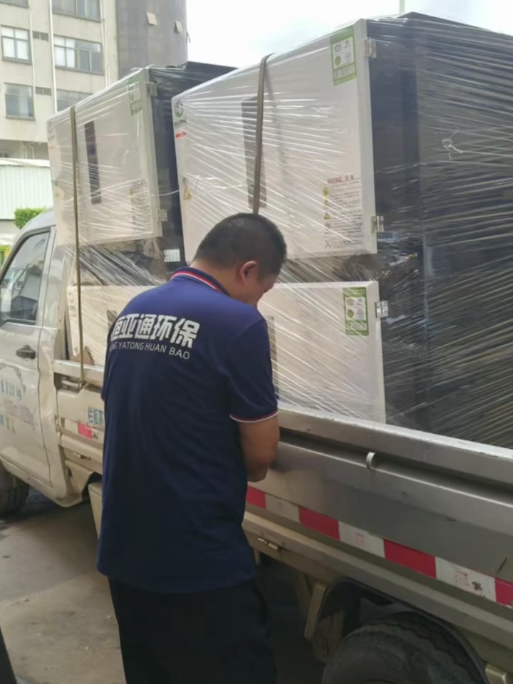 304a9e445372d2aaf5af31f387a72f9